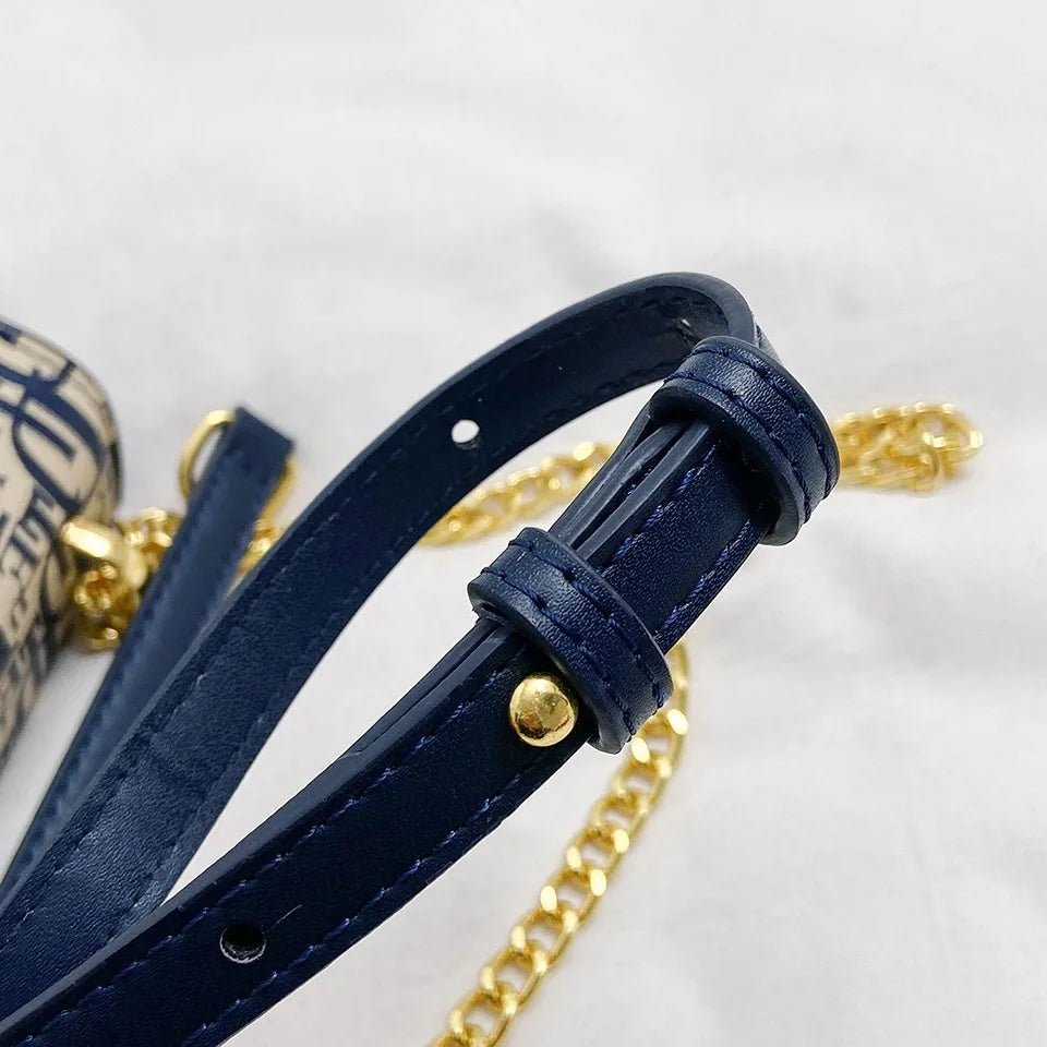 Letter Print Lock Luxury Handbags | Women's Shoulder Bags & Designer Crossbody Purses (Chain Strap Clutch Bag) - Ever Trendy Essentials