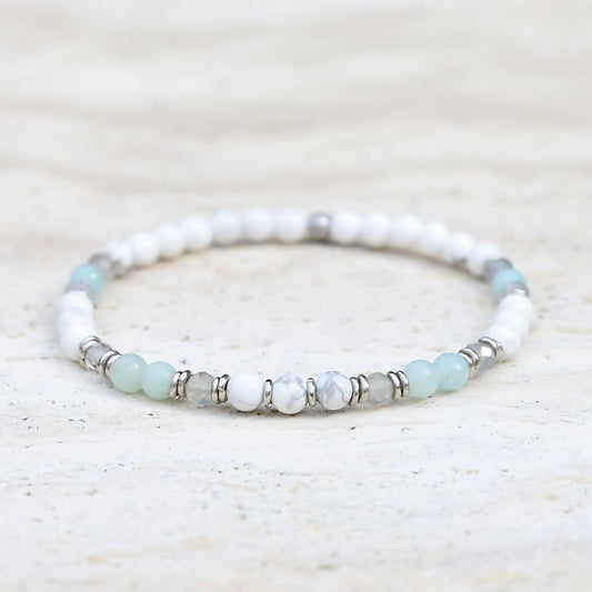 "New Beginnings" Howlite Amazonite and Labradorite Delicate Bracelet