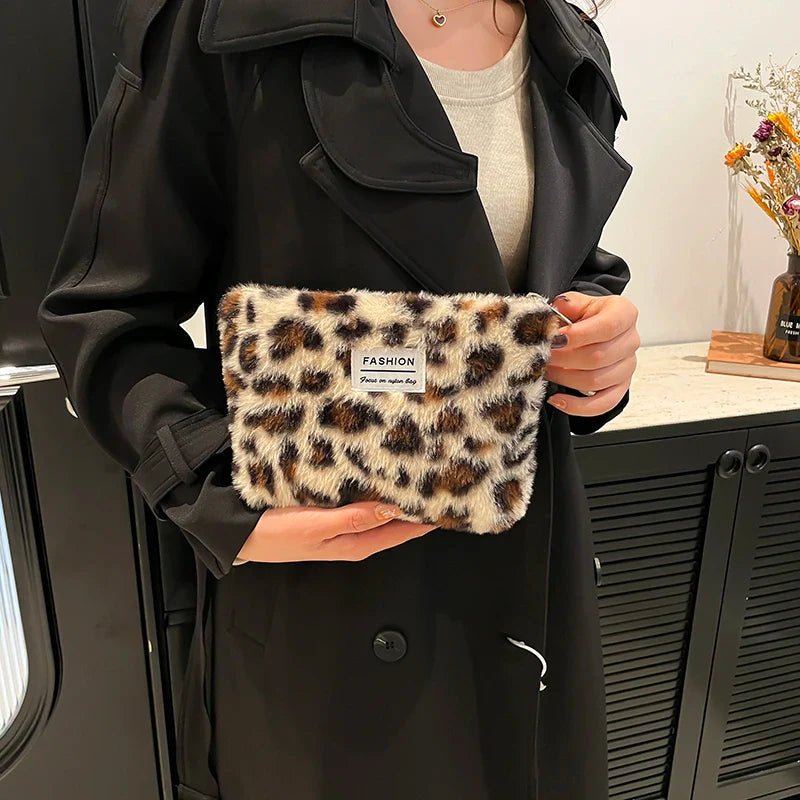 Leopard Print Retro Makeup Bag | Large Capacity Cosmetic Bag & Fashion Portable Storage Bag (Travel Toiletry Bag) - Ever Trendy Essentials