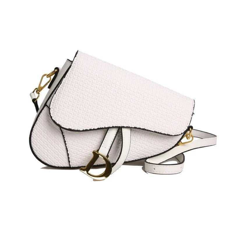 Luxury Popular Shoulder Bag | Designer Tote Purse & Ladies Elegant Chain Strap Crossbody Bag (Suitable for Daily Use) - Ever Trendy Essentials
