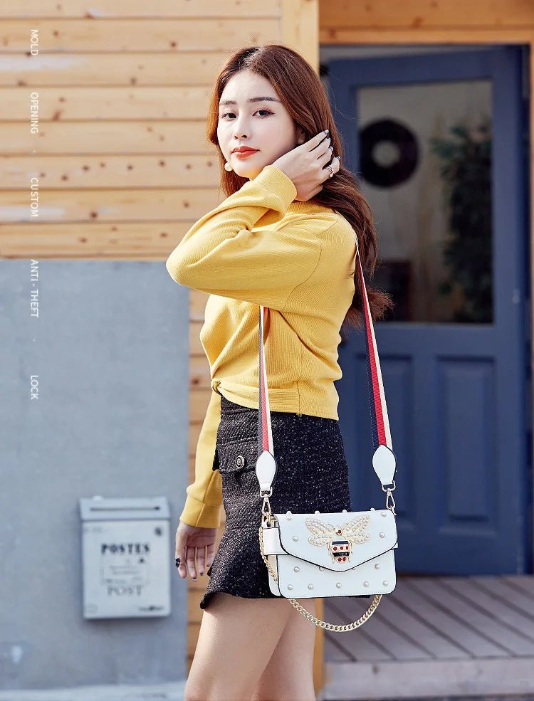 New Fashion Women's Bag Trend | Brand Pearl Bee Shoulder Bag & High Quality Temperament Ladies Crossbody Bag (Designer Luxury Handbag) - Ever Trendy Essentials