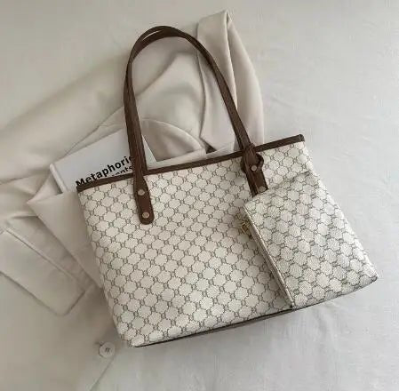 New Simple Fashion Large Capacity Niche Bag | Women's New Trend Delicate Comfortable Hand Bill Shoulder Bag - Ever Trendy Essentials