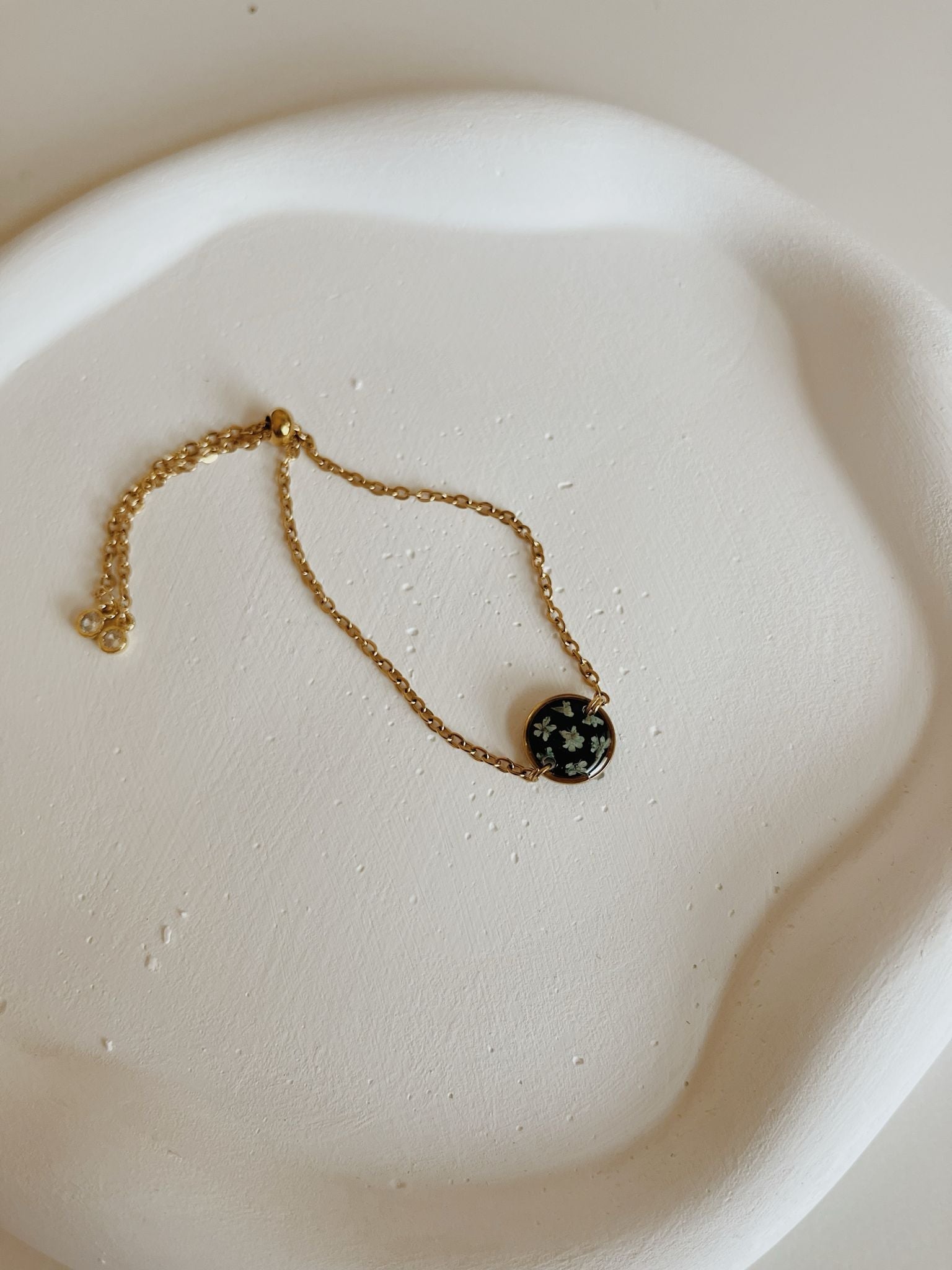 Wildflower Gold Bracelet Small Pendant - Ever Trendy Essentials
