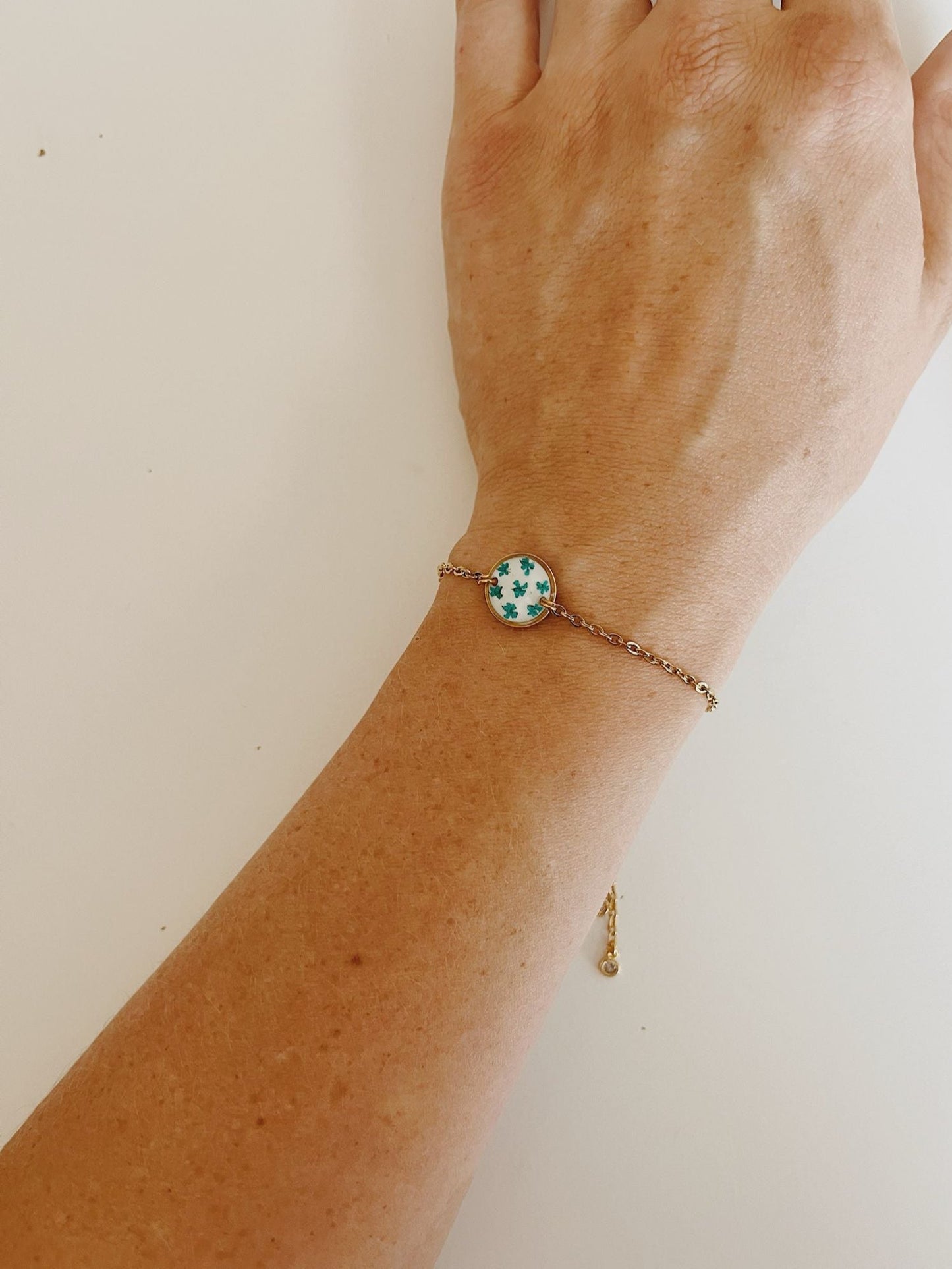 Wildflower Gold Bracelet Small Pendant - Ever Trendy Essentials